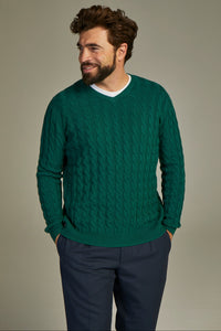 - Cable cashmere sweater Solid Emerald