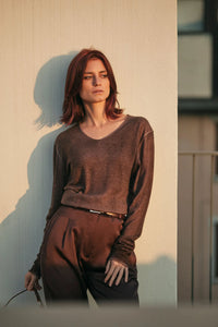 - Knitted sweater - Brown