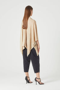 - Cape Knitted Spray Beige